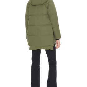 Orolay Women's Thickened Down Jacket | Premium Warmth with a Chic, Fitted Silhouette