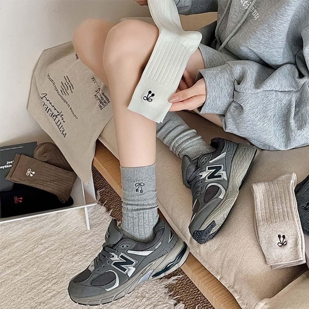 HOMSSEM Women's Ribbed Crew Socks – 5 Pair Soft, Breathable Cotton Blend for Everyday Comfort