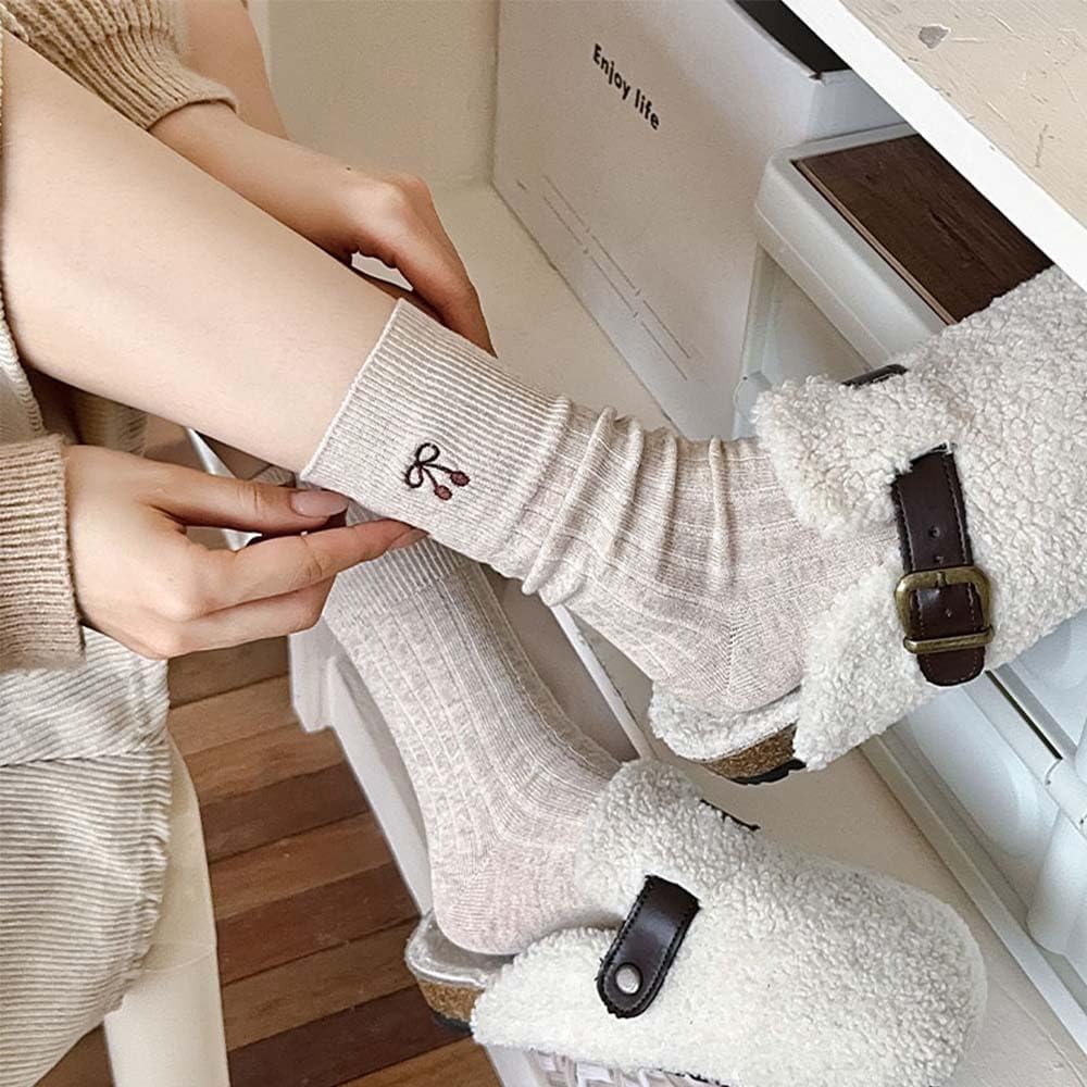 HOMSSEM Women's Ribbed Crew Socks – 5 Pair Soft, Breathable Cotton Blend for Everyday Comfort