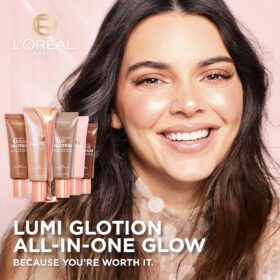 L'Oreal Paris True Match Lumi Glotion, Radiant Luminous Tinted Moisturizer for an Instant Sun-Kissed Glow & Sheen, Hydrating Highlighter for Face & Body, Shade 902 Light