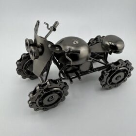 Handmade Retro Metal Motorcycle Model – 6-Inch Vintage Industrial Motorcycle Figurine, Rustic Home & Office Desk Décor, Classic Biker Gift for Men & Collectors