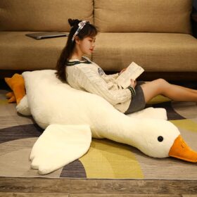 Giant Fat Goose Plush Pillow – 20-Inch Ultra-Soft Stuffed Duck & Swan Toy – Premium Fluffy Cotton Body Pillow for Kids & Adults – Ideal Gift for Birthday, Valentine’s & Home Decor (White)