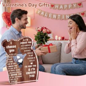 MAMAGIFTREE 'I Choose You' Acrylic Heart Plaque – Romantic Valentine’s Day, Birthday & Anniversary Gift for Him, Her, Boyfriend, Girlfriend, Husband or Wife – Elegant Wooden Desktop Sign & Decor