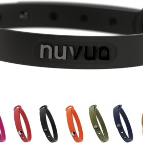 Nuvuq Silicone Cat Collar - Lightweight, Soft Breakaway Safety Collar with Bell Ring - Adjustable, Non-Fraying & Hypoallergenic for Kittens & Cats (6 ⅞” to 10 ¼”, Black)