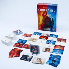 Codenames (2nd Edition) - The Ultimate Word Association Board Game for Family Game Nights and Party Groups, Ages 14+