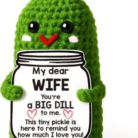 MAMAGIFTREE Handmade Crochet Pickle Plush - Romantic "Big Dill" Gift for Wife - Funny Valentines Day, Birthday, and Anniversary Present for Her