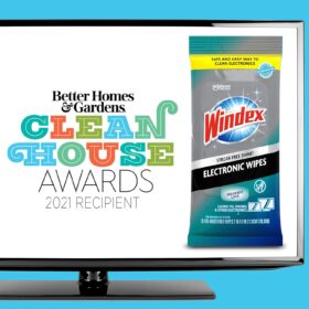 Windex Electronic Wipes - 75 Count Pre-Moistened Screen Cleaning Cloths for LED TVs, Laptops, Smartphones & Tablets - Anti-Streak & Residue Free Formula