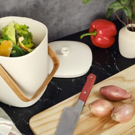 Bamboozle 1-Gallon Odorless Countertop Compost Bin | Plant-Based Indoor Kitchen Composter with Leak-Proof Lid & Replaceable Filters