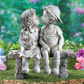 First Kiss Puppy Love Couple Garden Statue - Nostalgic Hand-Painted Resin Sculpture for Outdoor Patio Décor