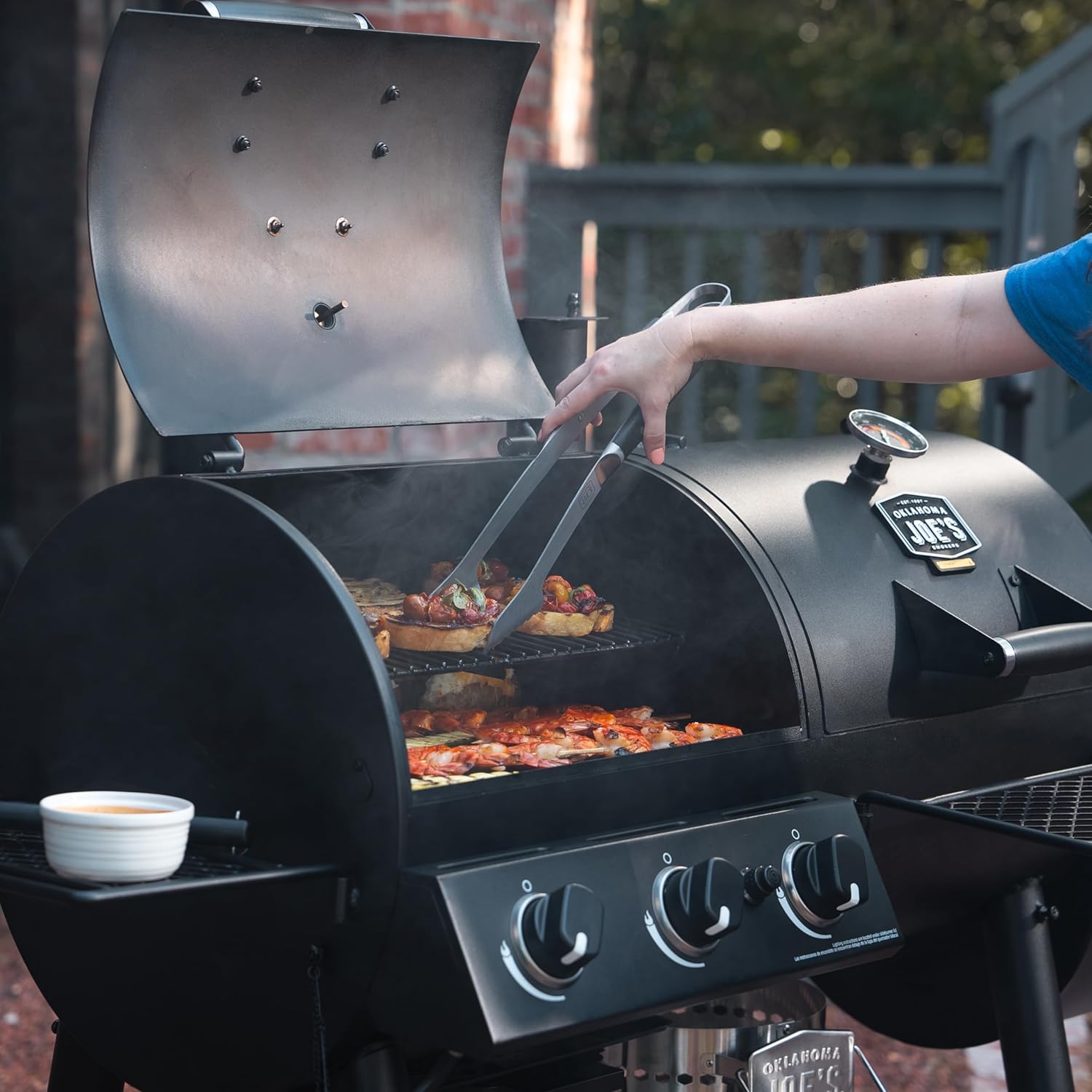 Oklahoma Joe's Canyon Combo 2-in-1 Charcoal & Gas Smoker Grill - 1240 sq. in. Black