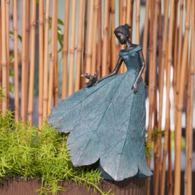Guichifun Leaf Wing Angel Statue – Rustic Resin Fairy Girl Figurine for Garden, Yard & Home Decor (8.5" x 5.25" x 12")