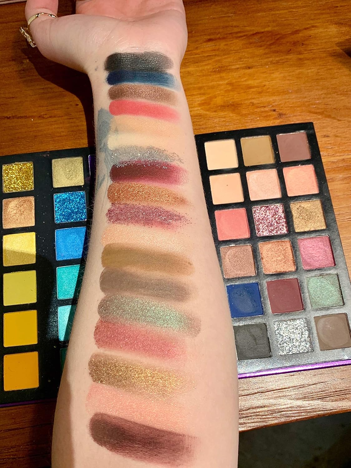 BestLand 72-Color Ultra Secret Eyeshadow Palette – 4-in-1 Matte, Shimmer & Glitter Makeup Kit with Double-Door Design