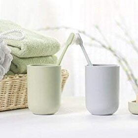 Premium Self-Draining Plastic Soap Dish – White Matte Shower Soap Saver with Removable Tray