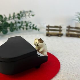 Cat Playing Piano Statue - Adorable Resin Sculpture & Figurine for Desk, Office, Bedroom, or Fairy Garden Decor
