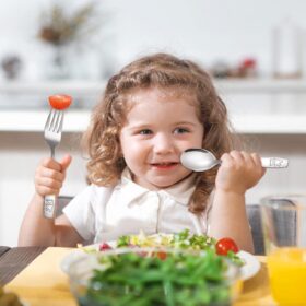 16-Piece Toddler Utensils Set – Stainless Steel Kids Flatware with Bear Engraving – Dishwasher Safe Spoons and Forks for Boys & Girls