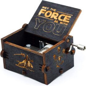 Huntmic Vintage Hand-Cranked Wooden Music Box – Star Wars Theme Tune, Portable Mechanical Musical Gift for Kids & Collectors