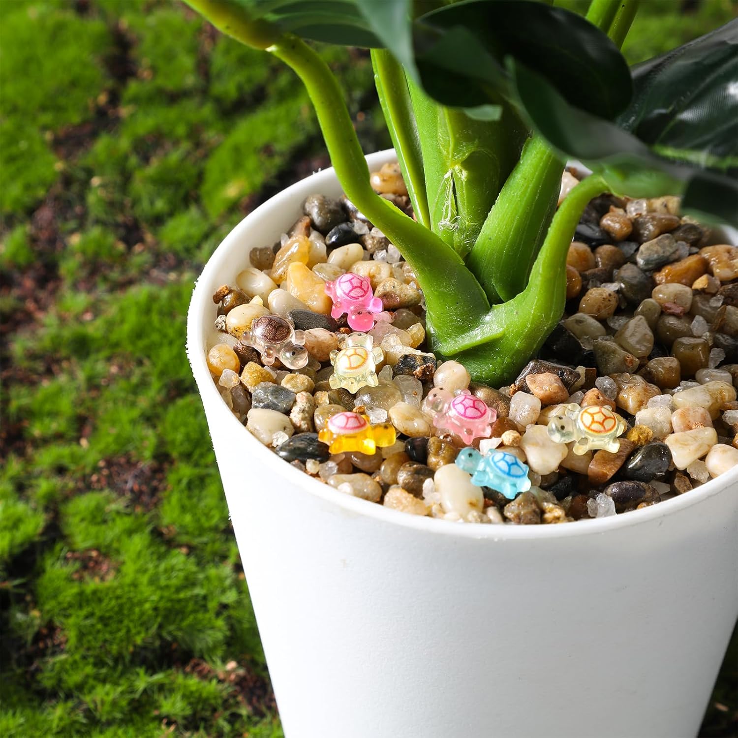 200 Pcs Miniature Glow-in-The-Dark Sea Turtle Figurines - Micro Resin Turtles for Fairy Gardens, DIY Crafts, Aquarium Décor & Ocean-Themed Home Accents