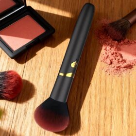 Electric Foundation Brush – Rechargeable Vibrating Makeup Tool with Soft Bristles for Flawless Liquid & Cream Application | Waterproof, USB-C, Adjustable Speeds for Contour, Blush, and Concealer