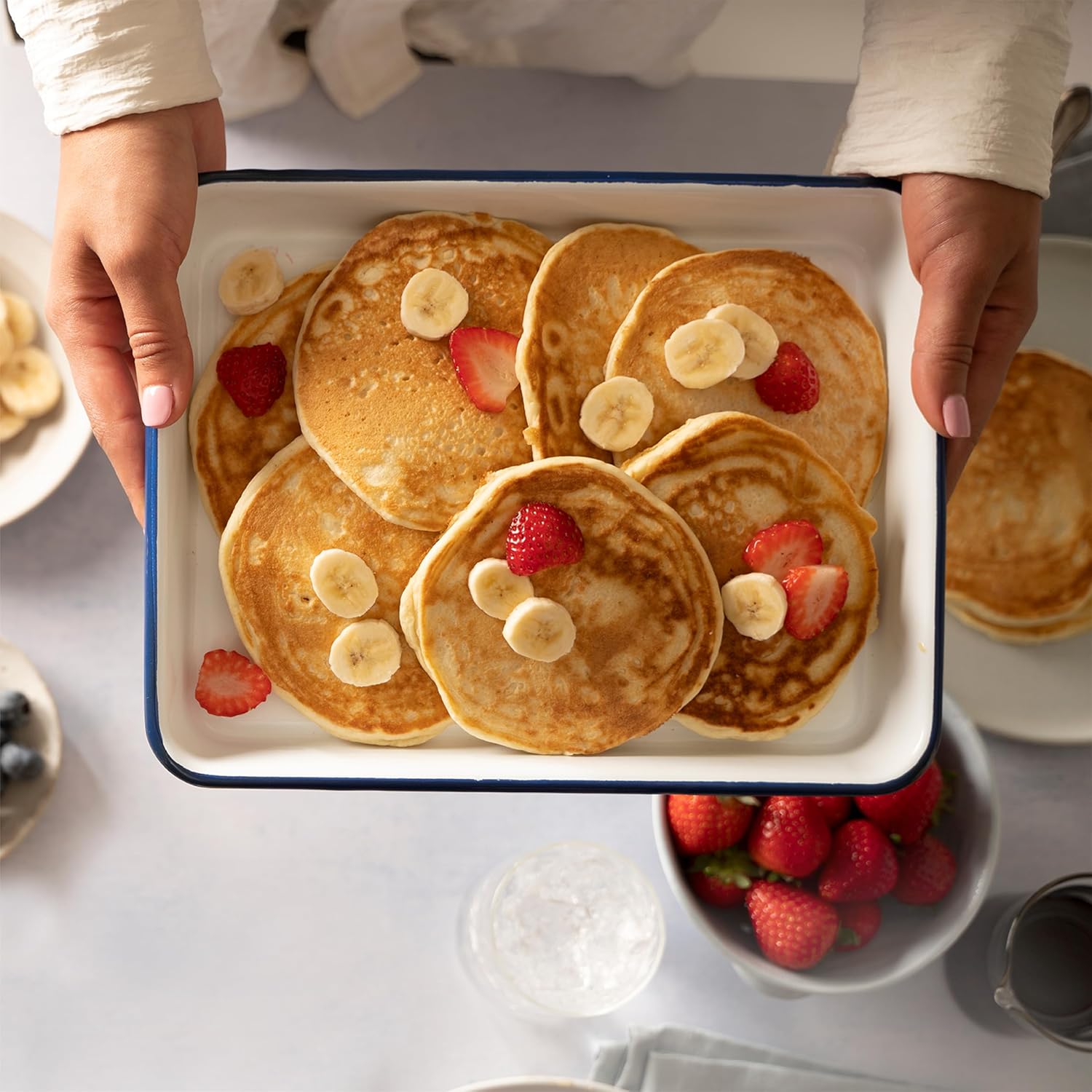 Bob's Red Mill Signature Buttermilk Pancake Mix – 20oz (4 Pack) – Premium, Just-Add-Water Flour Blend for Fluffy Pancakes & Waffles