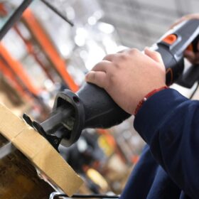 WEN 3630 10-Amp Variable Speed Corded Reciprocating Saw with 8-Position Orbital Handle