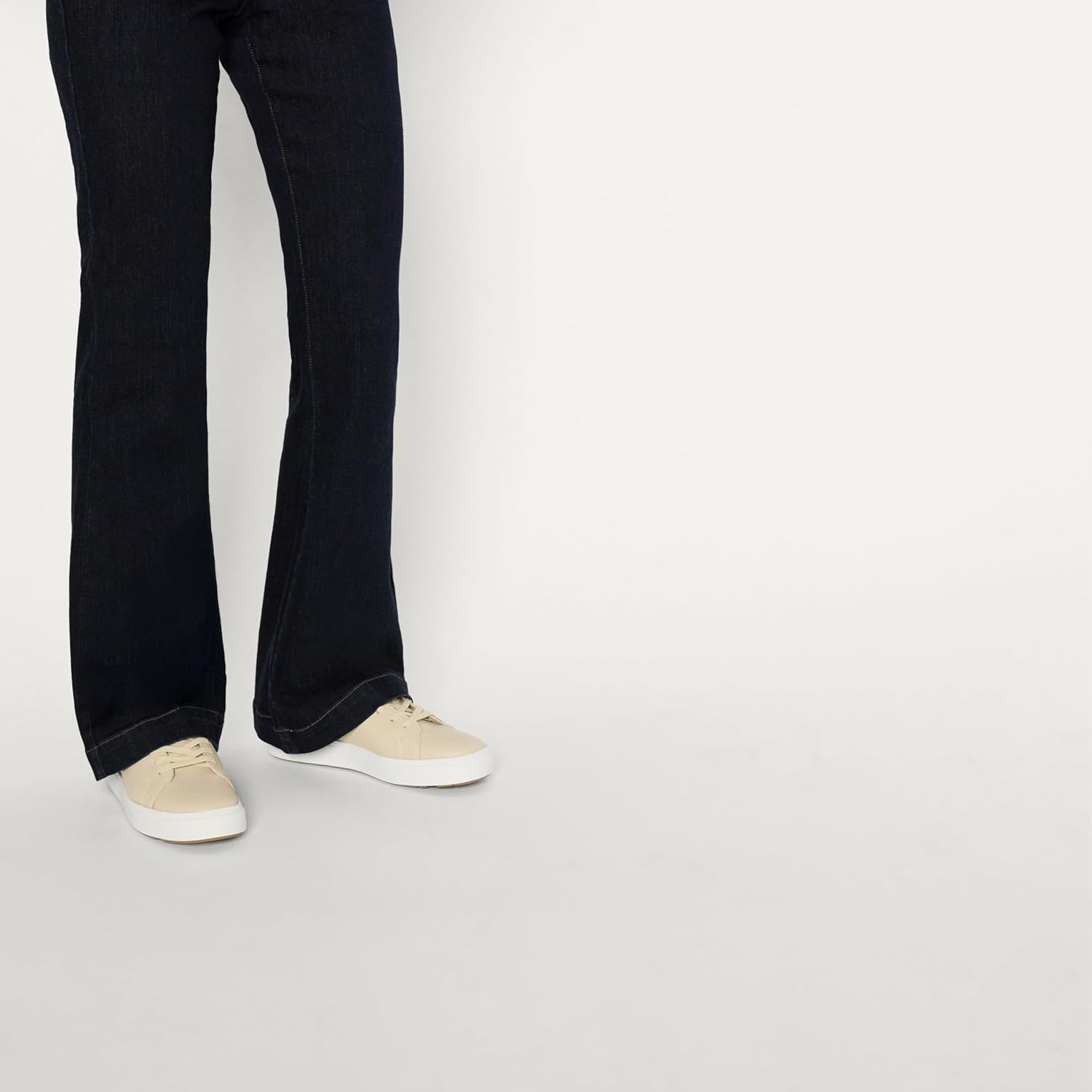 Classic Comfort Women's Low Top Sneakers - Breathable Canvas Everyday Shoes with Cushioned Insole