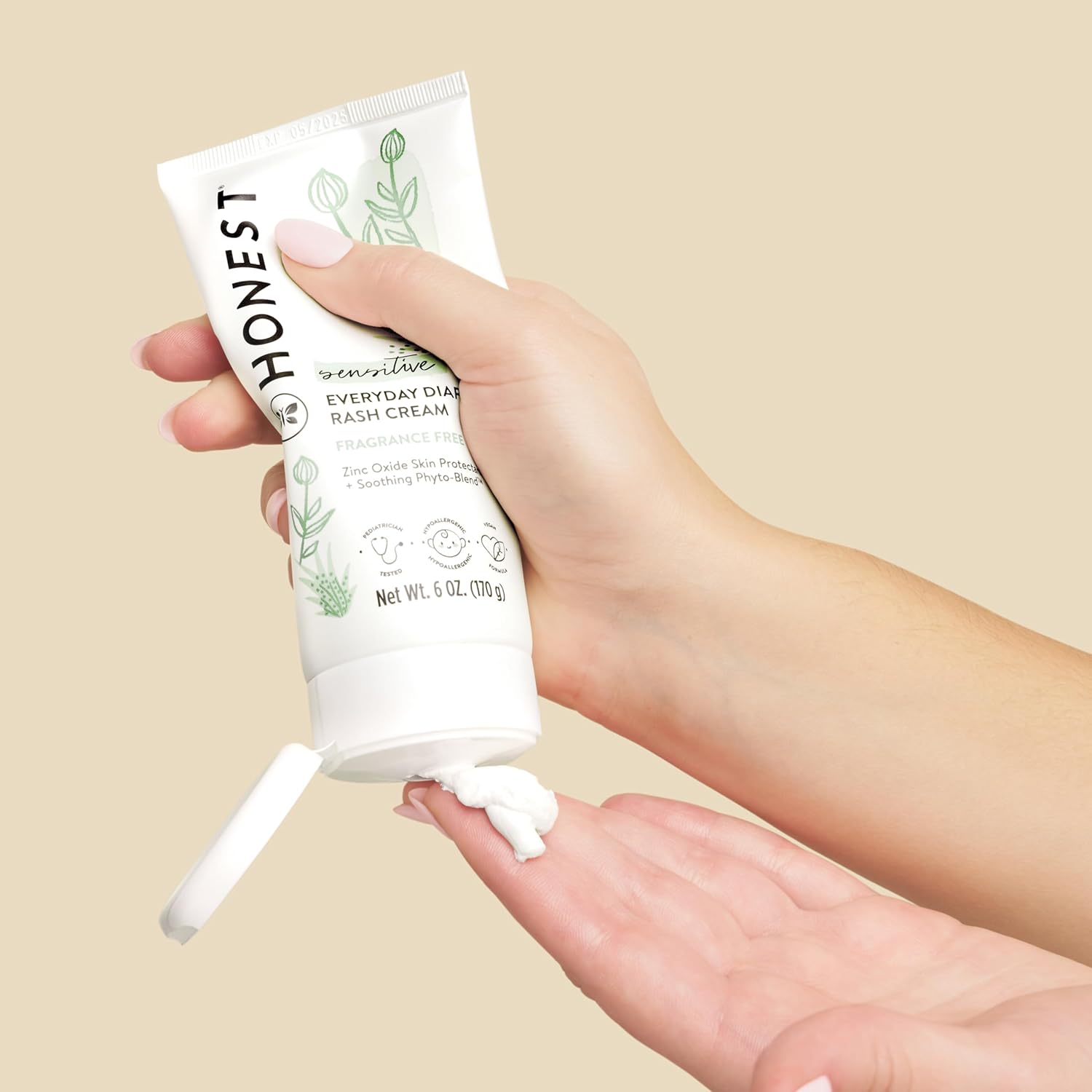 The Honest Company Hypoallergenic Diaper Rash Cream with Zinc Oxide - Soothing Moisturizing Ointment for Baby, NEA Recognized, Cruelty-Free, 6 oz Value Size