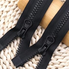 Wavebeexs 3-Pack 28-Inch #5 Black Plastic Jacket Zippers - Heavy Duty Coat Replacement Zippers for Down Jackets, Parkas, Sweatshirts & More